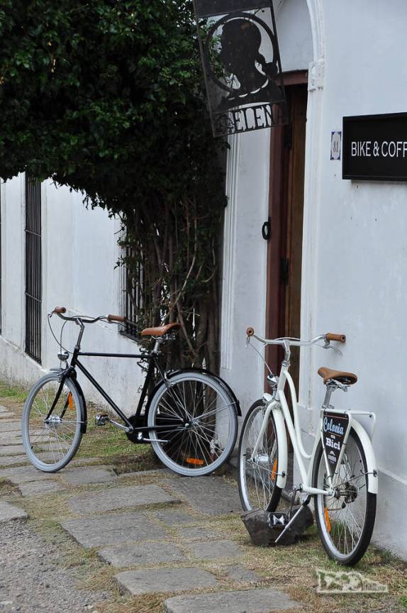 Bicicletas, ótima maneira de se locomover em Colonia del Sacramento, no sul do Uruguai